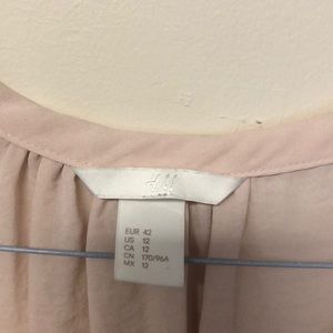 H&M Tops - Pink Blouse H&M Tops - Pink Blouse